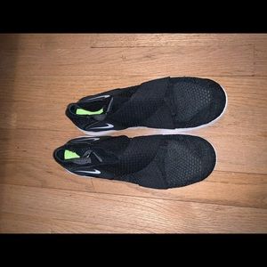 Nike free motion rn flyknit 2018